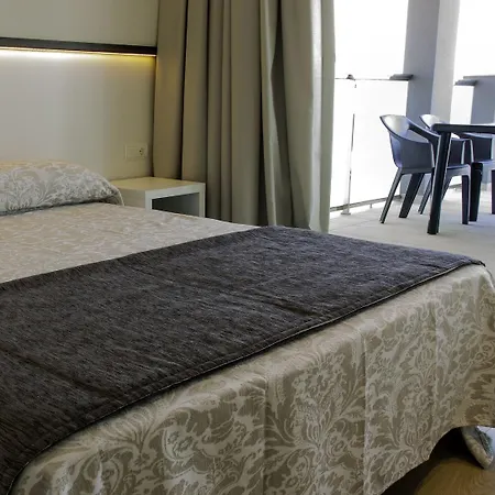 Hotel apartamentowy Playa Oliva